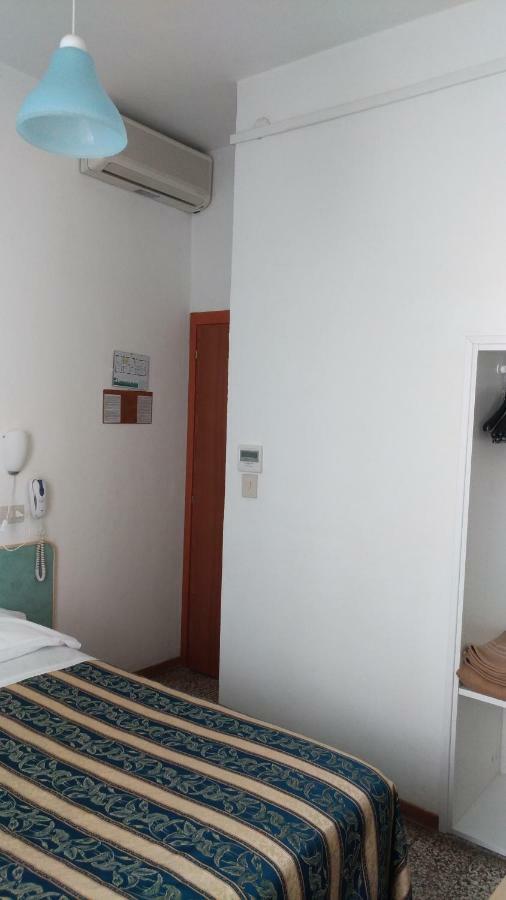 Costa Del Sole Only Room 밀라노마리티마 외부 사진