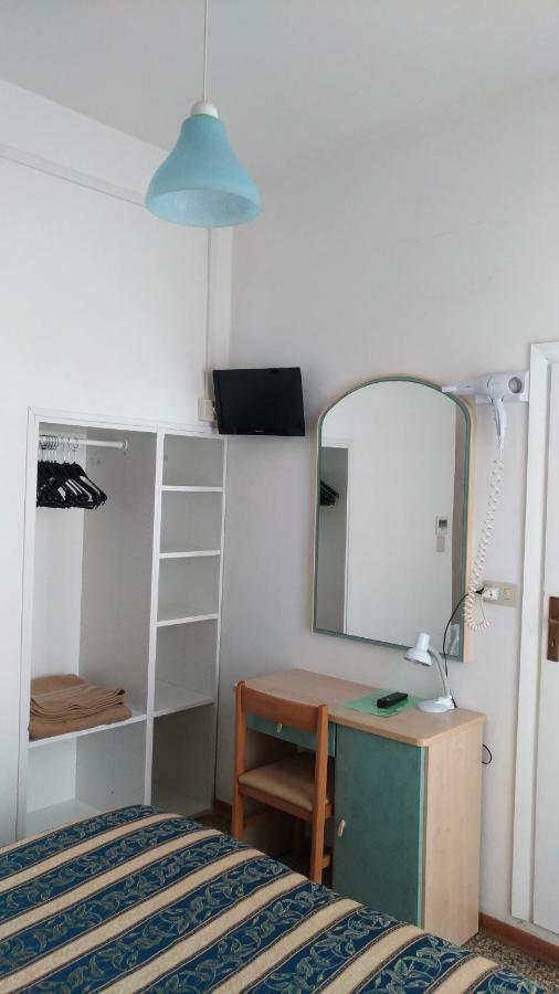 Costa Del Sole Only Room 밀라노마리티마 외부 사진
